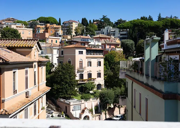 Luise Charming Terrace Vatican View Apartment *